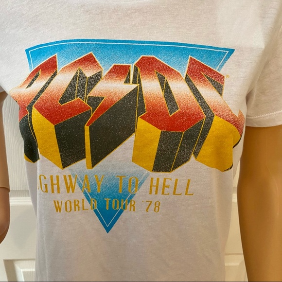 CHASER NWT SZ XS WHITE AC/DC TEE - Picture 2 of 6